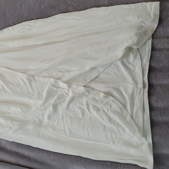 Sample piece all white wrap dress - Picture 3 of 3